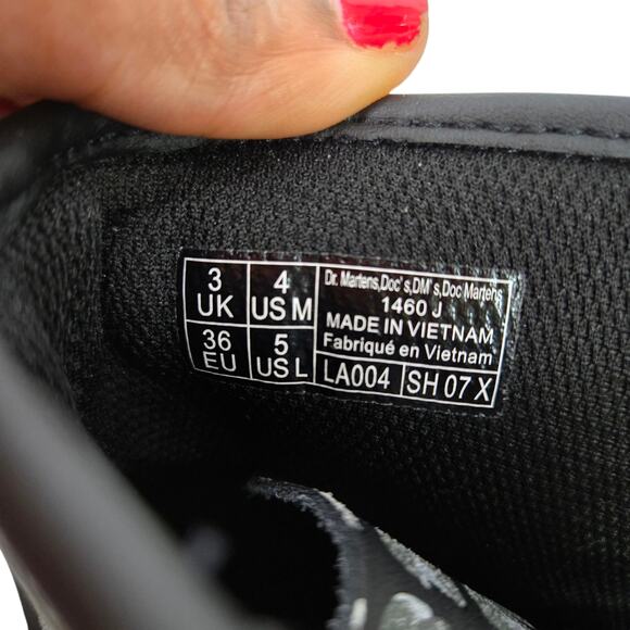 Dr Martens Leopard Hydro Combat Boot Black Skulls Metallic Leather Ankle Girls 4 - Picture 8 of 15